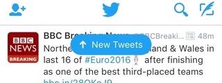 Screenshot of iOS twitter app indicating there are new tweets available.